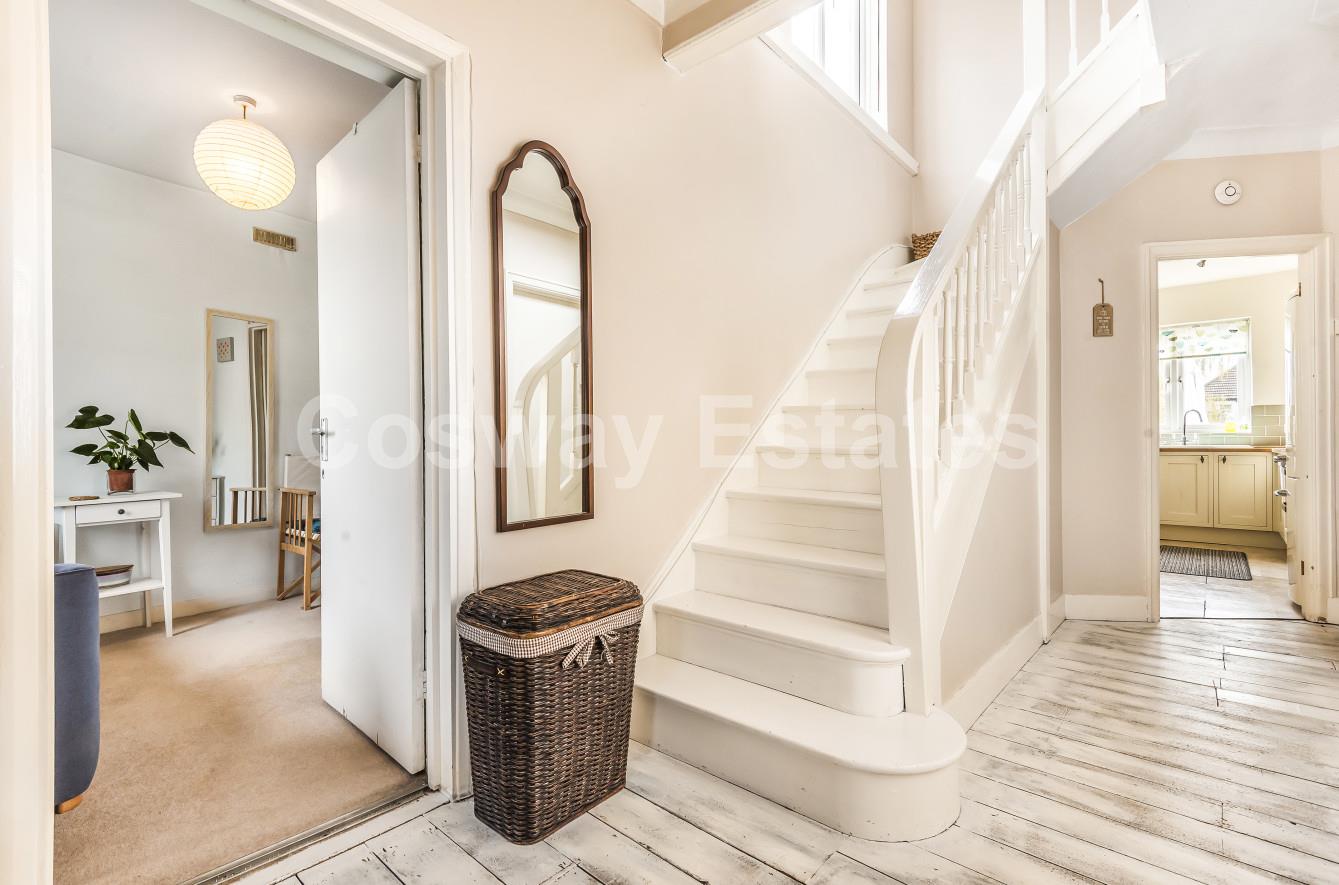 Hillside Grove, Mill Hill